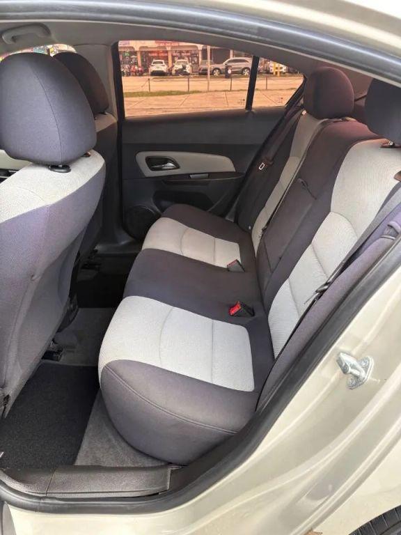 Chevrolet Cruze - Thumbnail 18