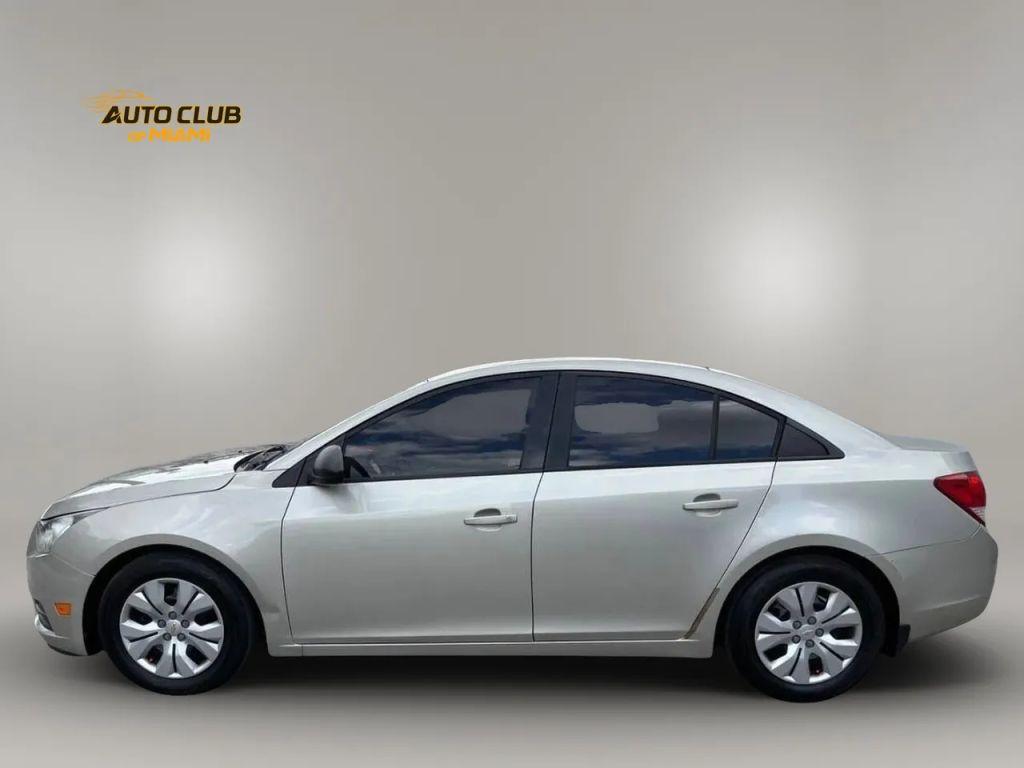 Chevrolet Cruze - Thumbnail 7