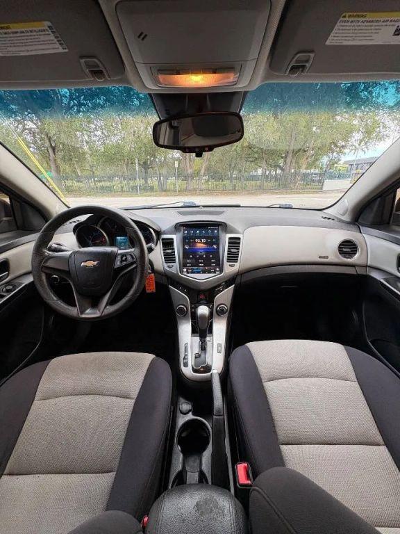 Chevrolet Cruze - Thumbnail 20