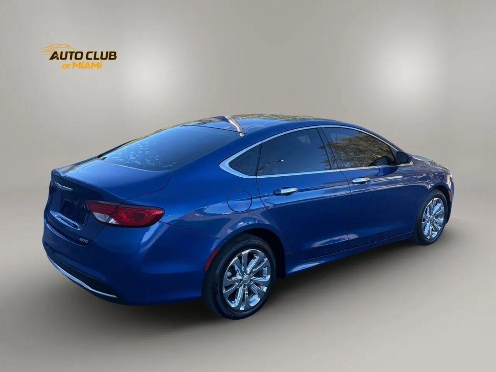 Chrysler 200 - Thumbnail 8