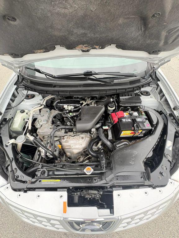 Nissan Rogue - Thumbnail 3