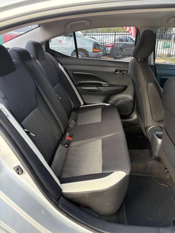 Nissan Versa - Thumbnail 20