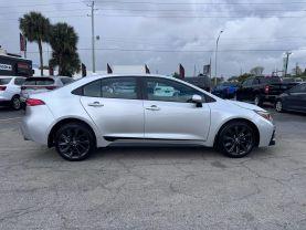 Toyota Corolla - Thumbnail 5