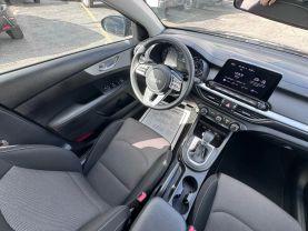 Kia Forte - Thumbnail 12