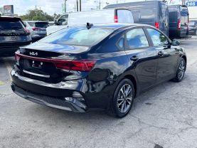 Kia Forte - Thumbnail 6