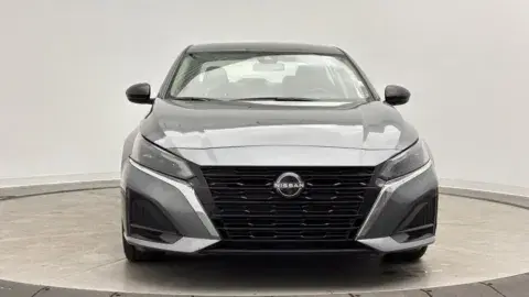 Nissan Altima 2.5 Sv - Thumbnail 3