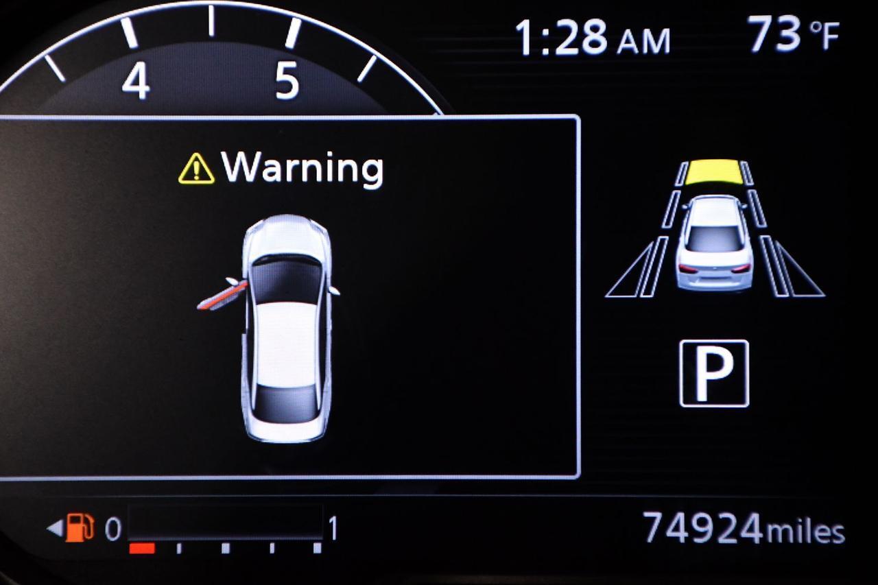 Nissan Versa - Thumbnail 10