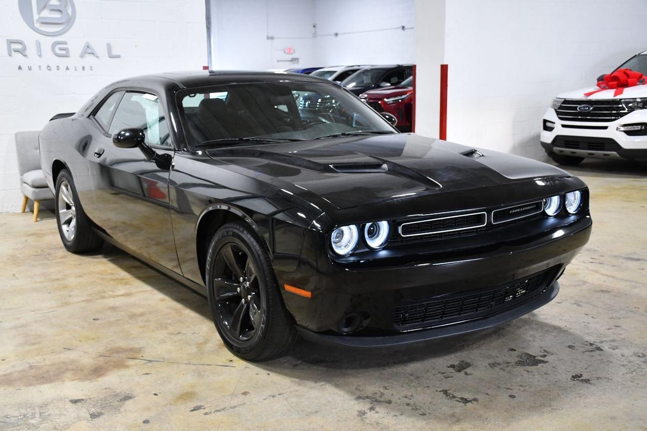 Dodge Challenger - Thumbnail 4