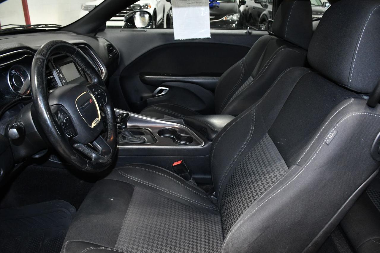 Dodge Challenger - Thumbnail 15