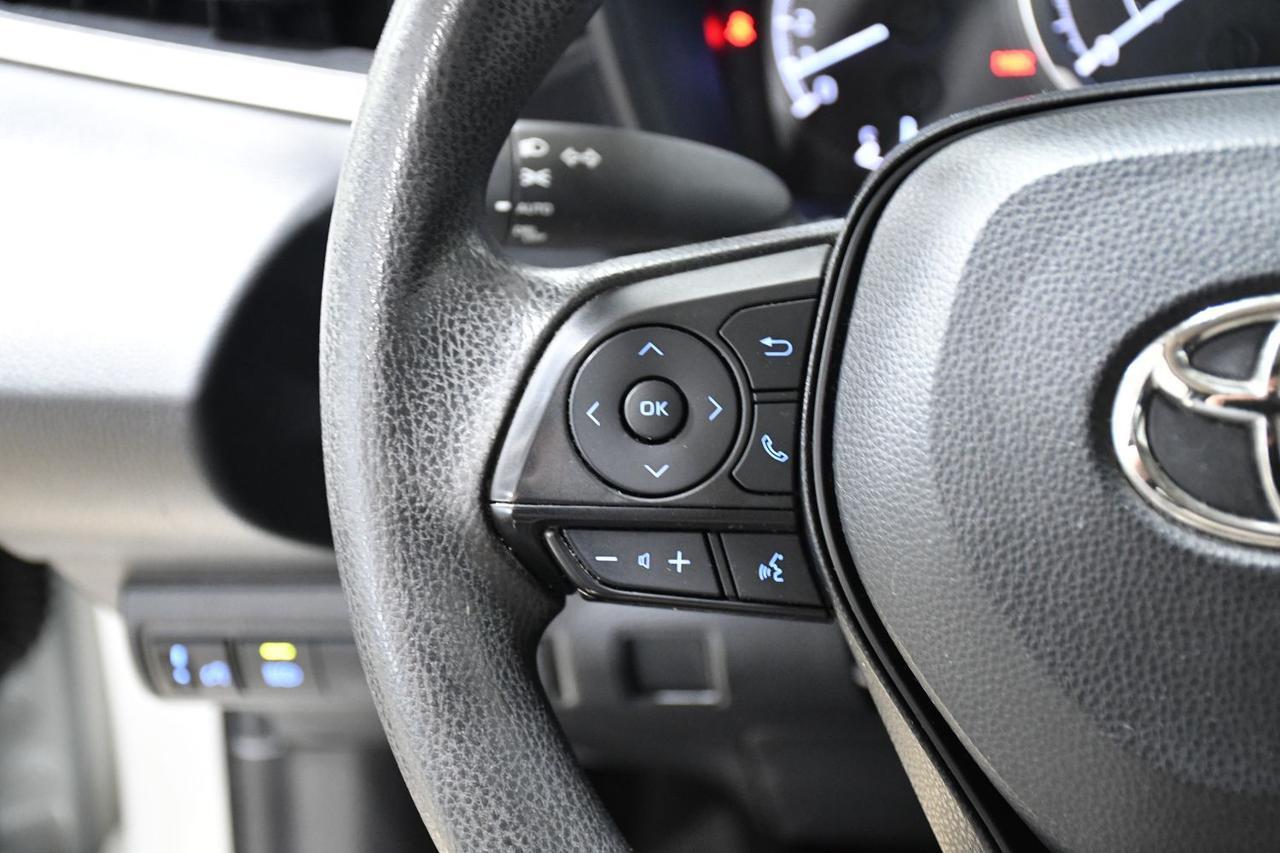 Toyota Corolla - Thumbnail 8