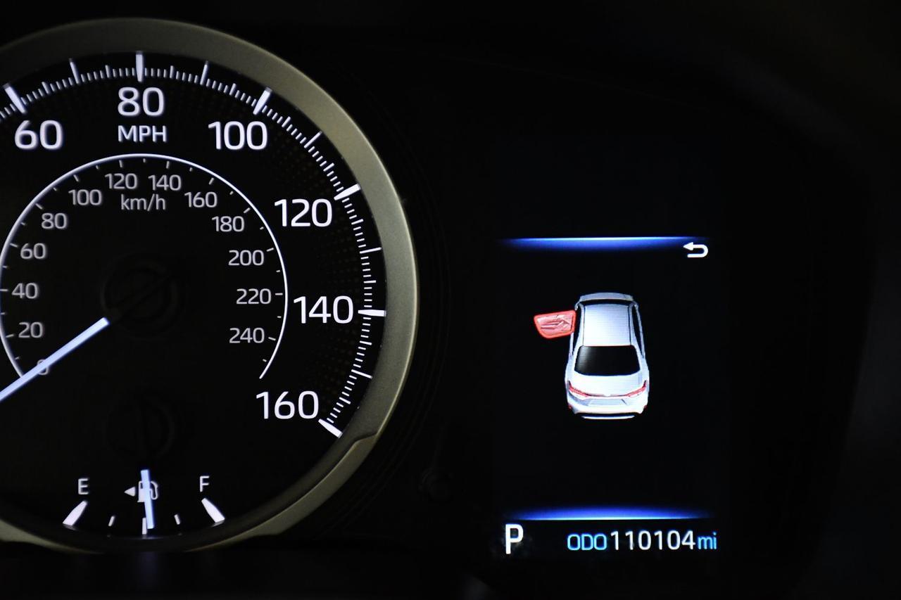 Toyota Corolla - Thumbnail 10