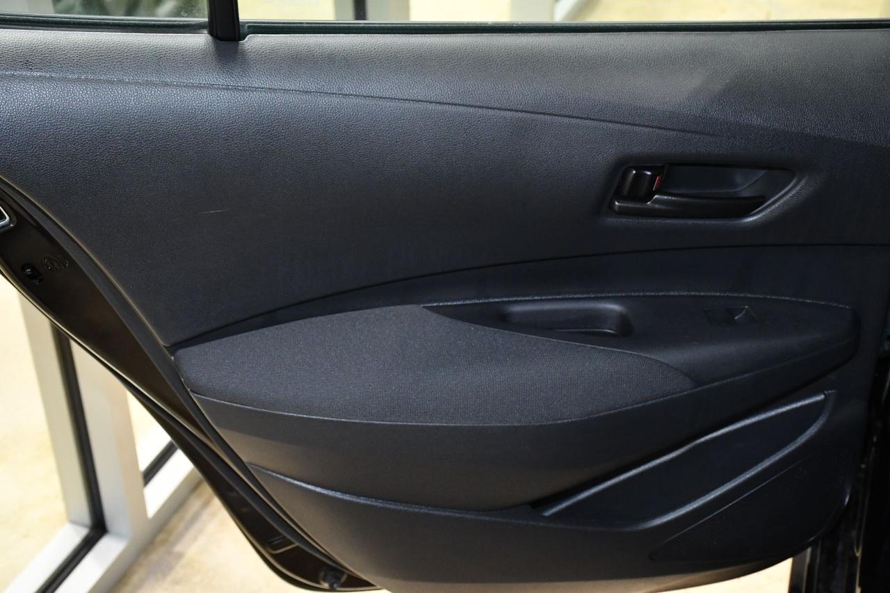 Toyota Corolla - Thumbnail 18