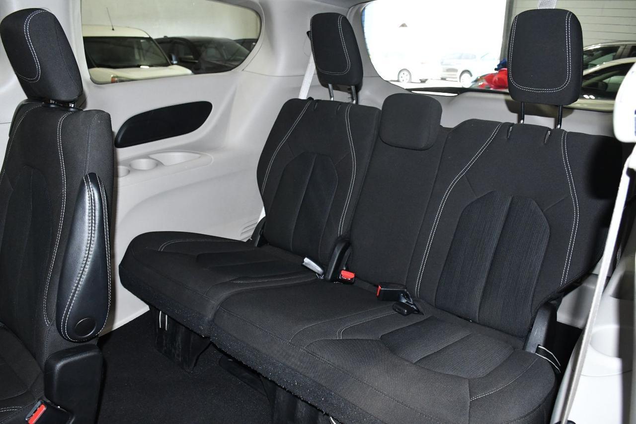 Chrysler Voyager - Thumbnail 19