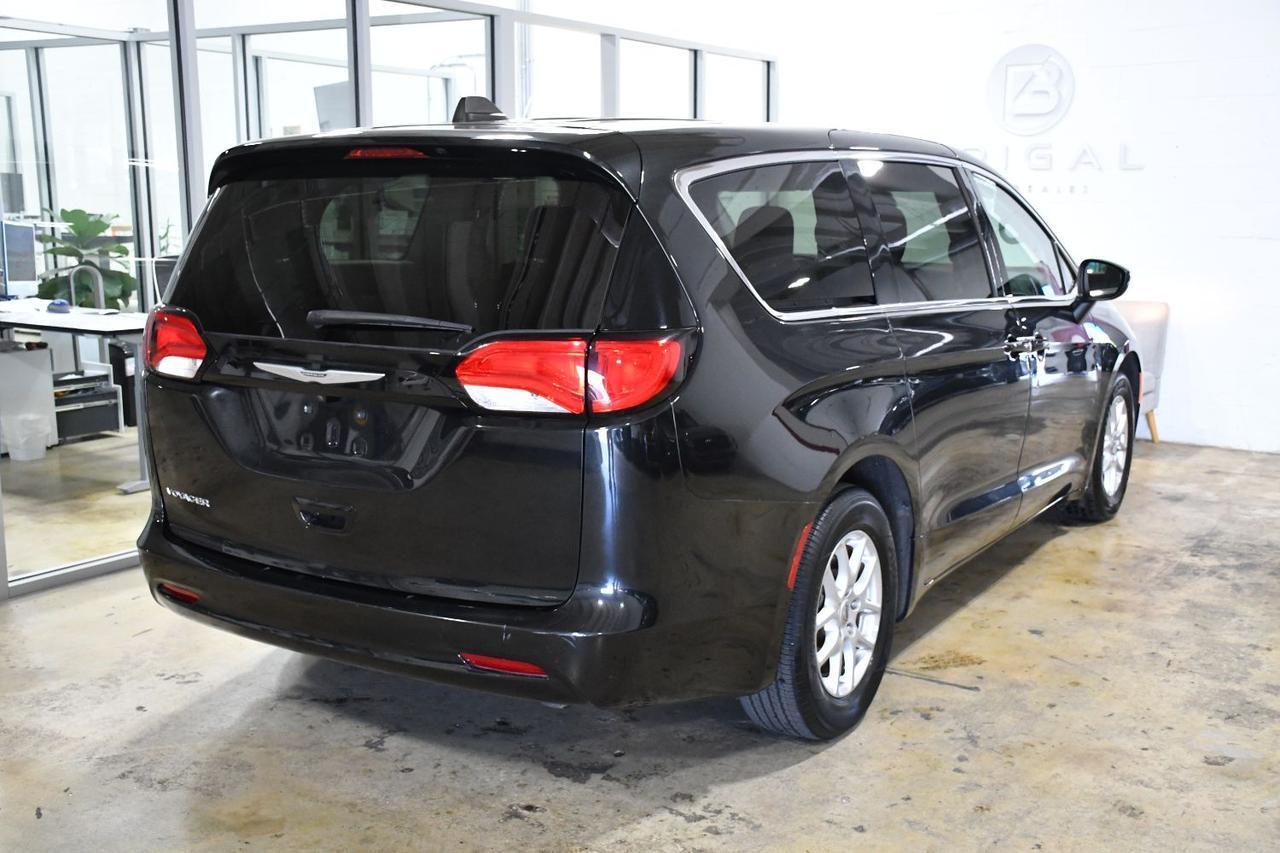 Chrysler Voyager - Thumbnail 4