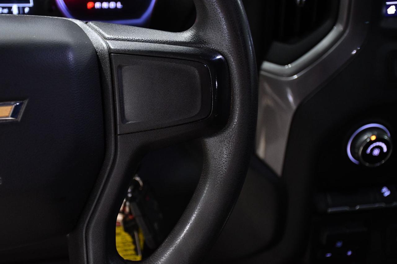 Chevrolet Silverado 1500 - Thumbnail 10