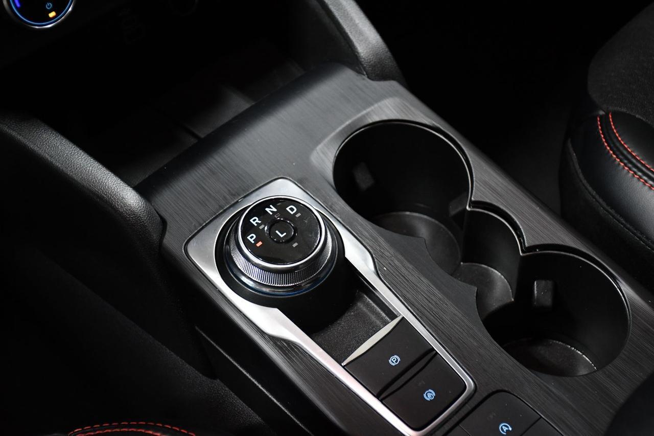 Ford Escape - Thumbnail 12