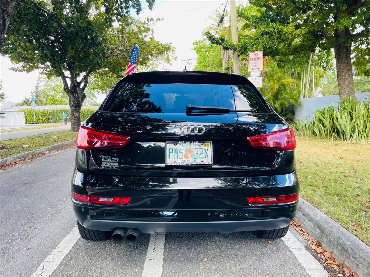 Audi Q3 - Thumbnail 5