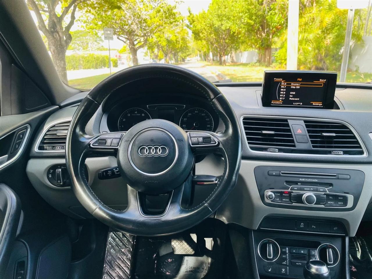 Audi Q3 - Thumbnail 12