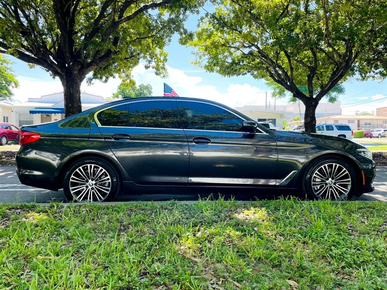 Bmw 5-Series - Thumbnail 7