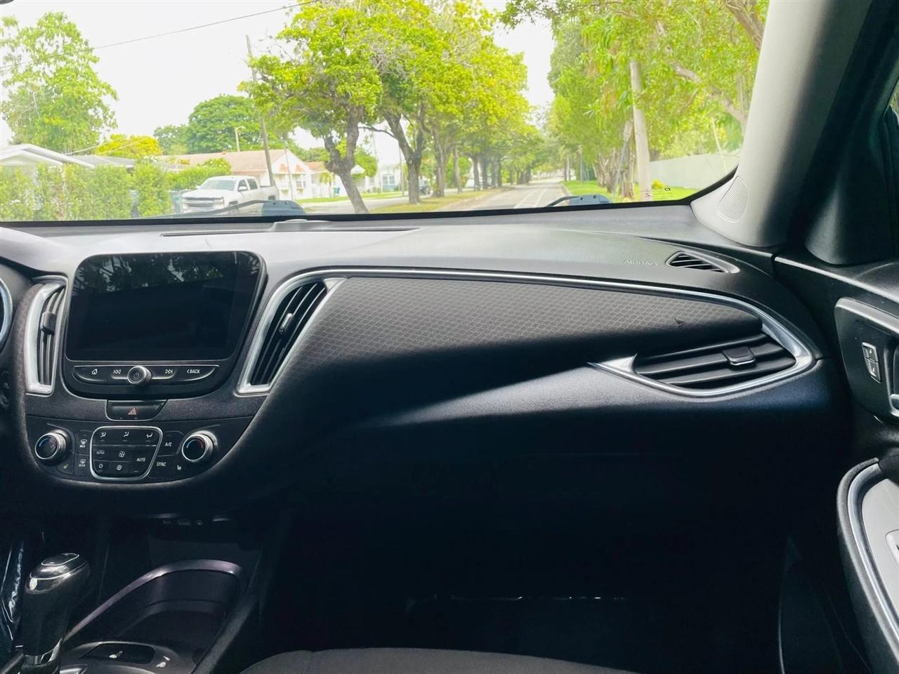 Chevrolet Malibu - Thumbnail 14