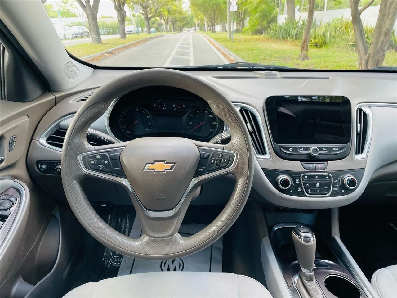 Chevrolet Malibu - Thumbnail 13