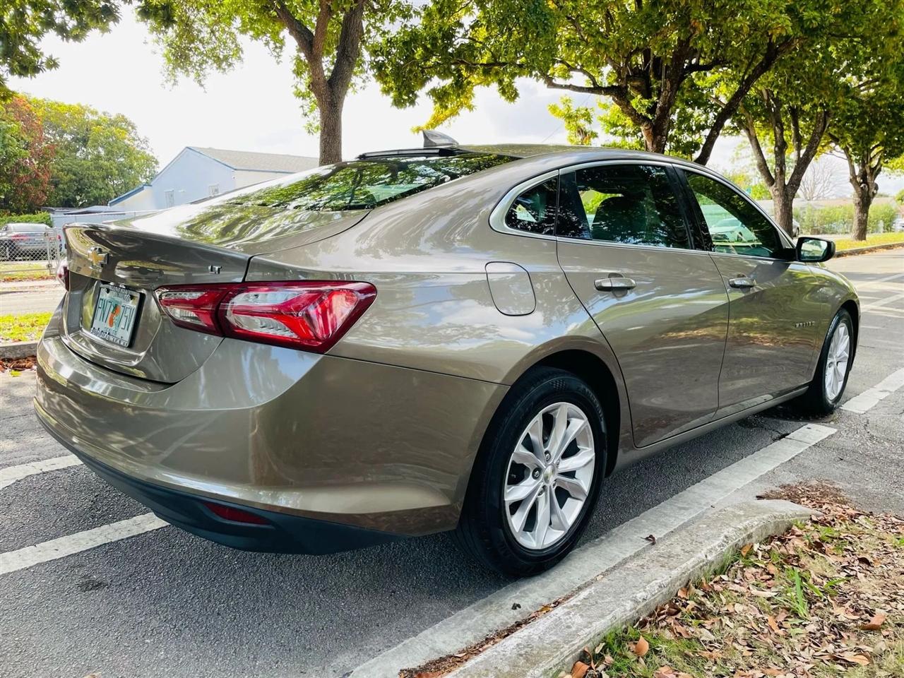 Chevrolet Malibu - Thumbnail 6