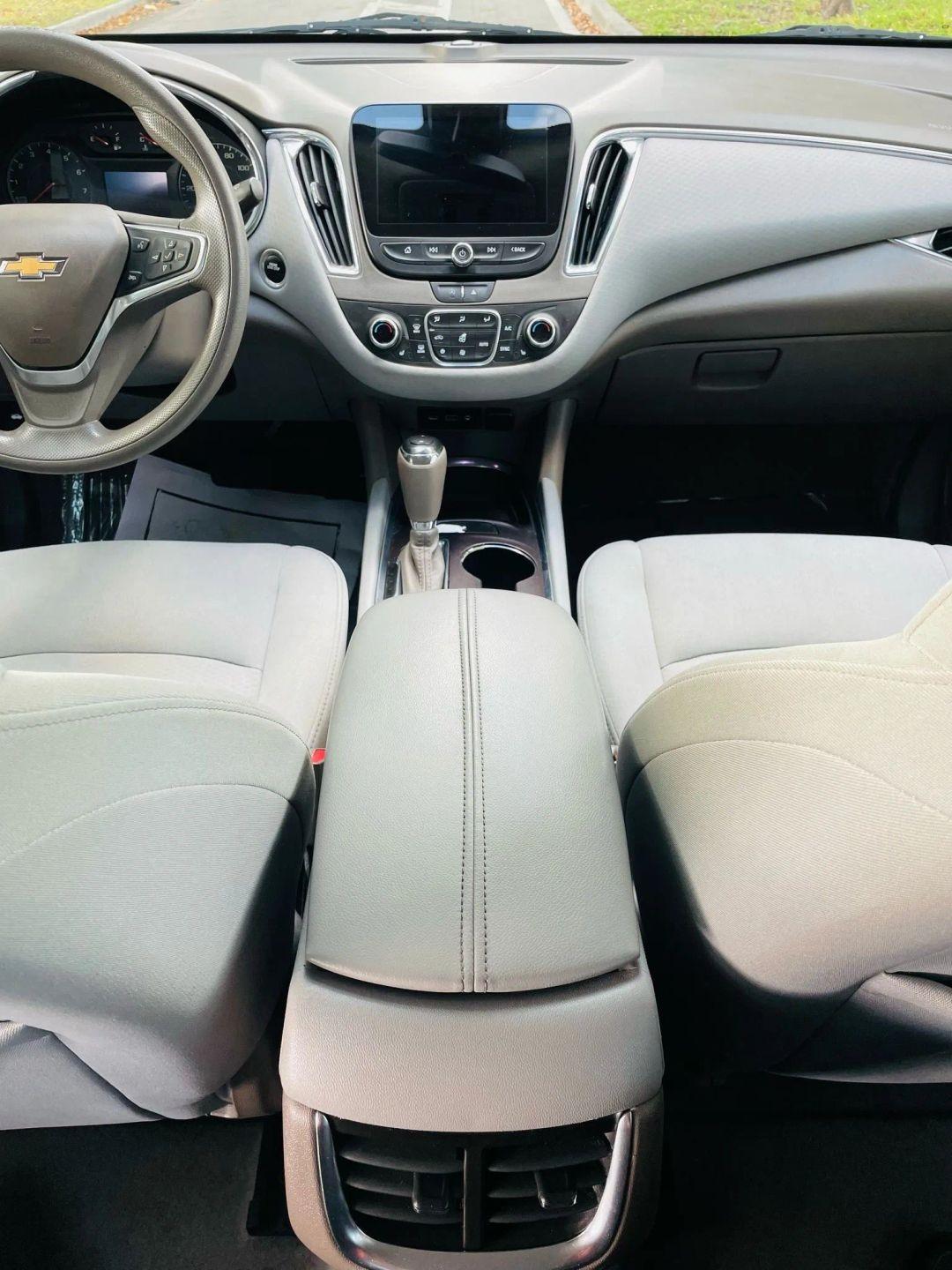 Chevrolet Malibu - Thumbnail 15