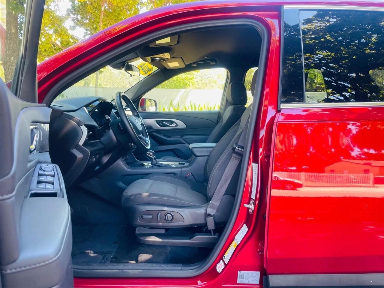 Chevrolet Traverse - Thumbnail 10