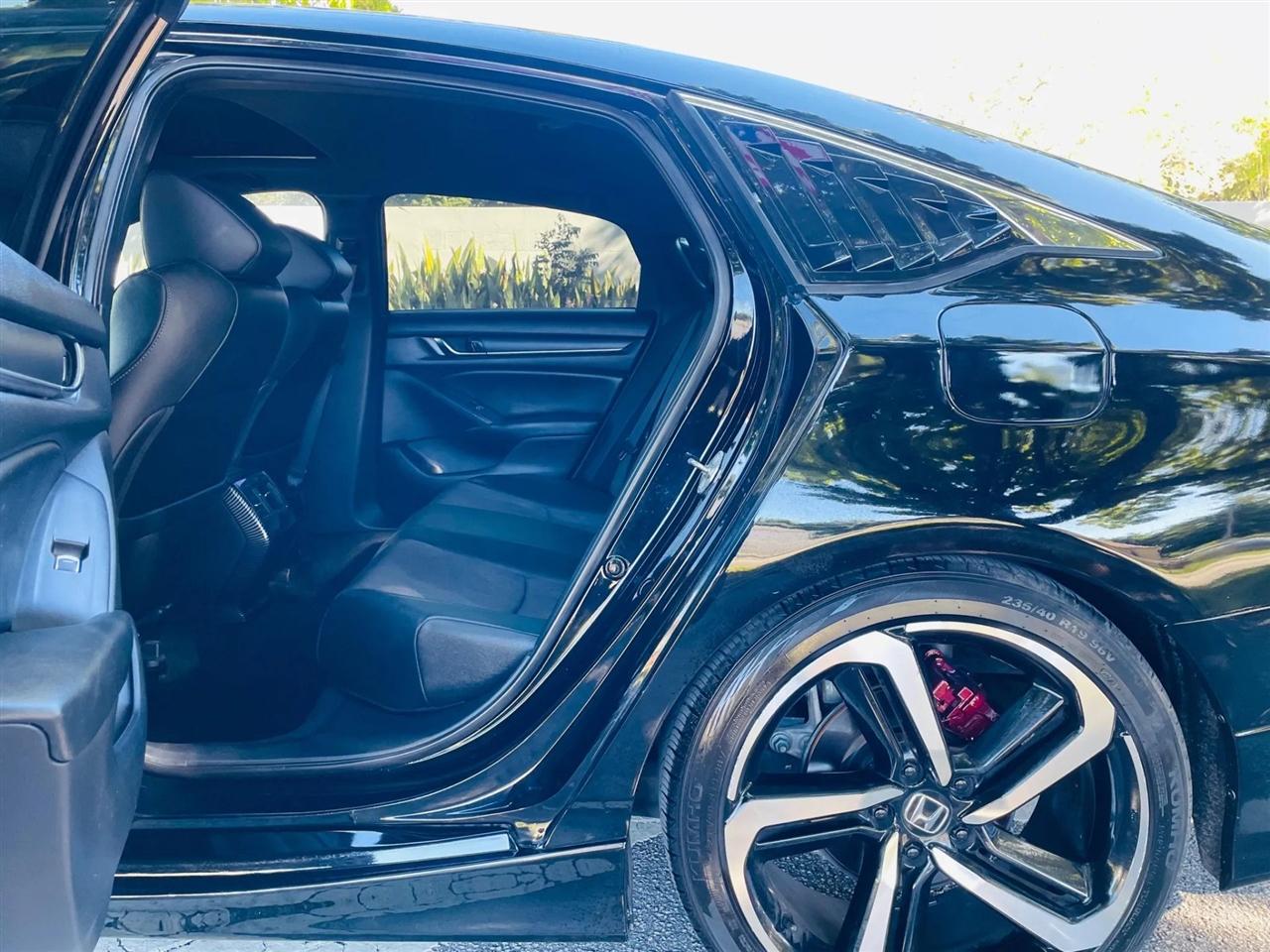 Honda Accord - Thumbnail 11