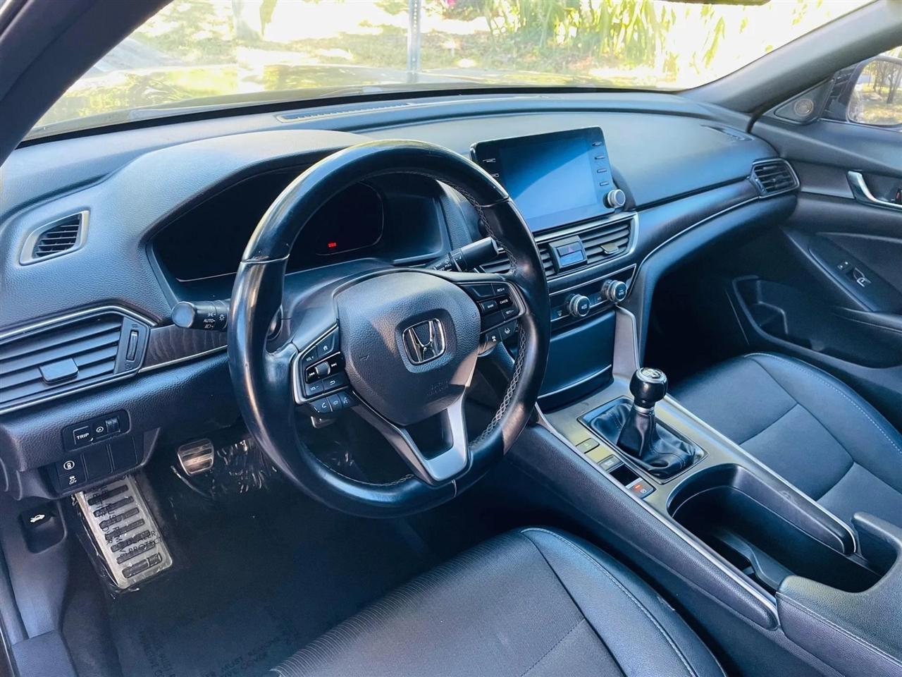 Honda Accord - Thumbnail 12