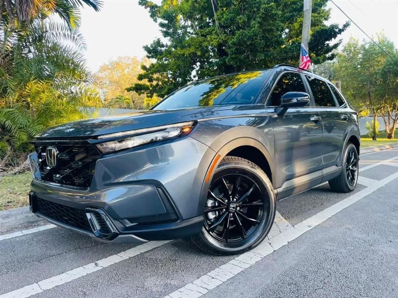 Honda Cr-V Hybrid - View 1