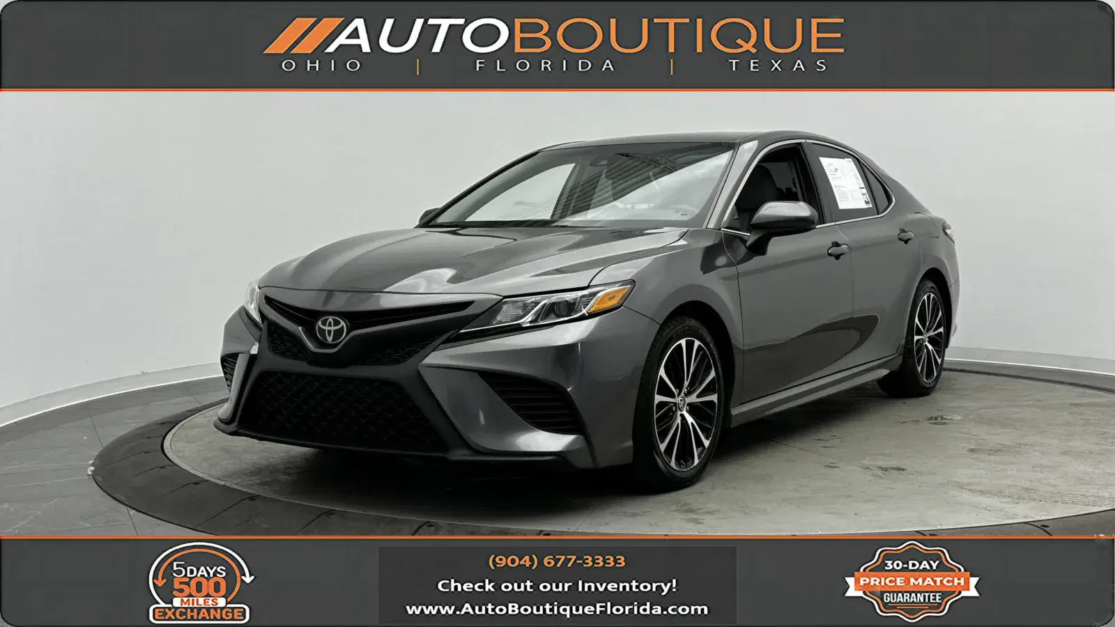 Toyota Camry Se - Thumbnail 2