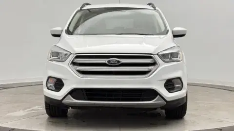 Ford Escape Sel - Thumbnail 3