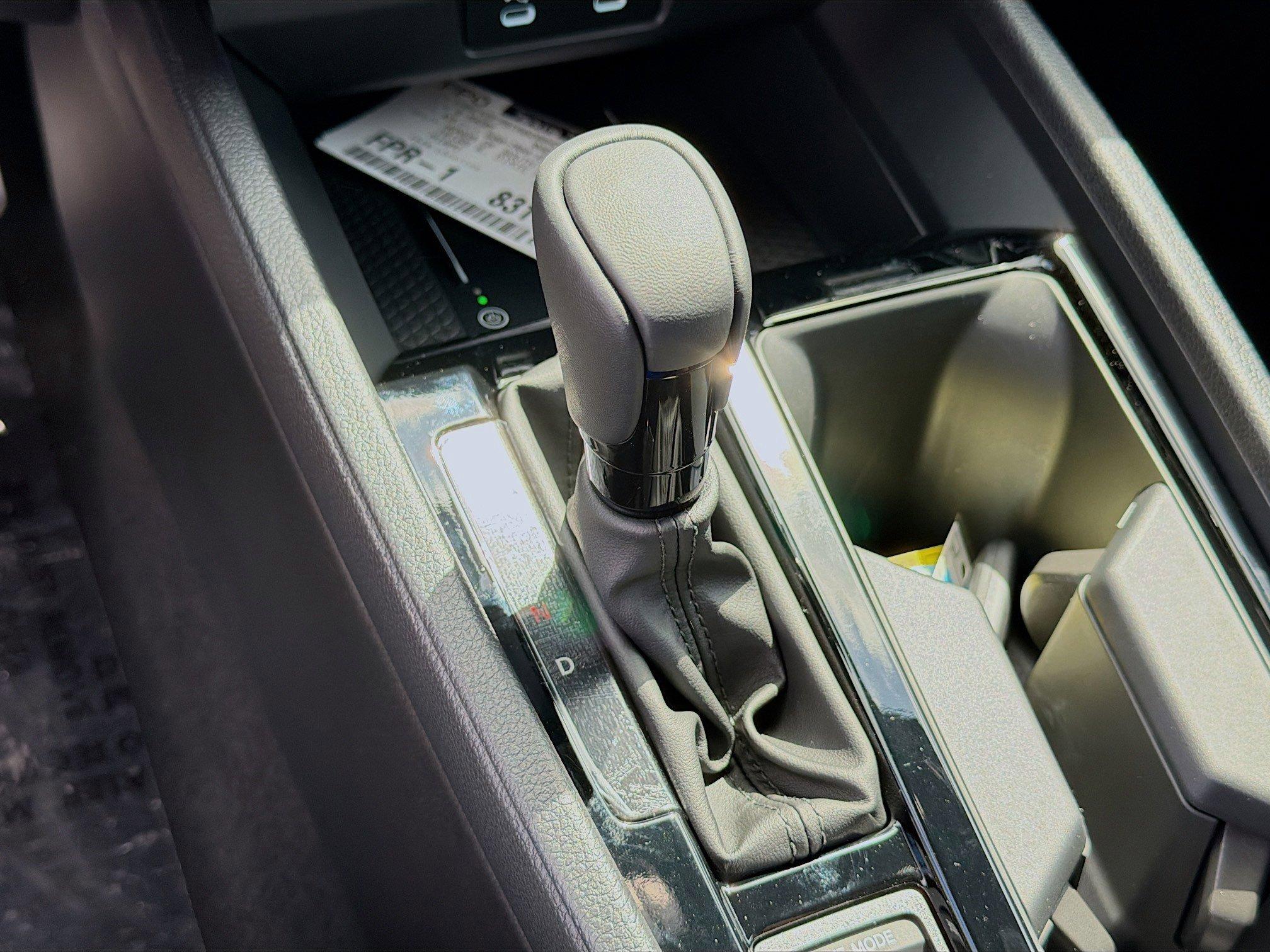 Honda Accord Hybrid Sport-L Fwd - Thumbnail 16