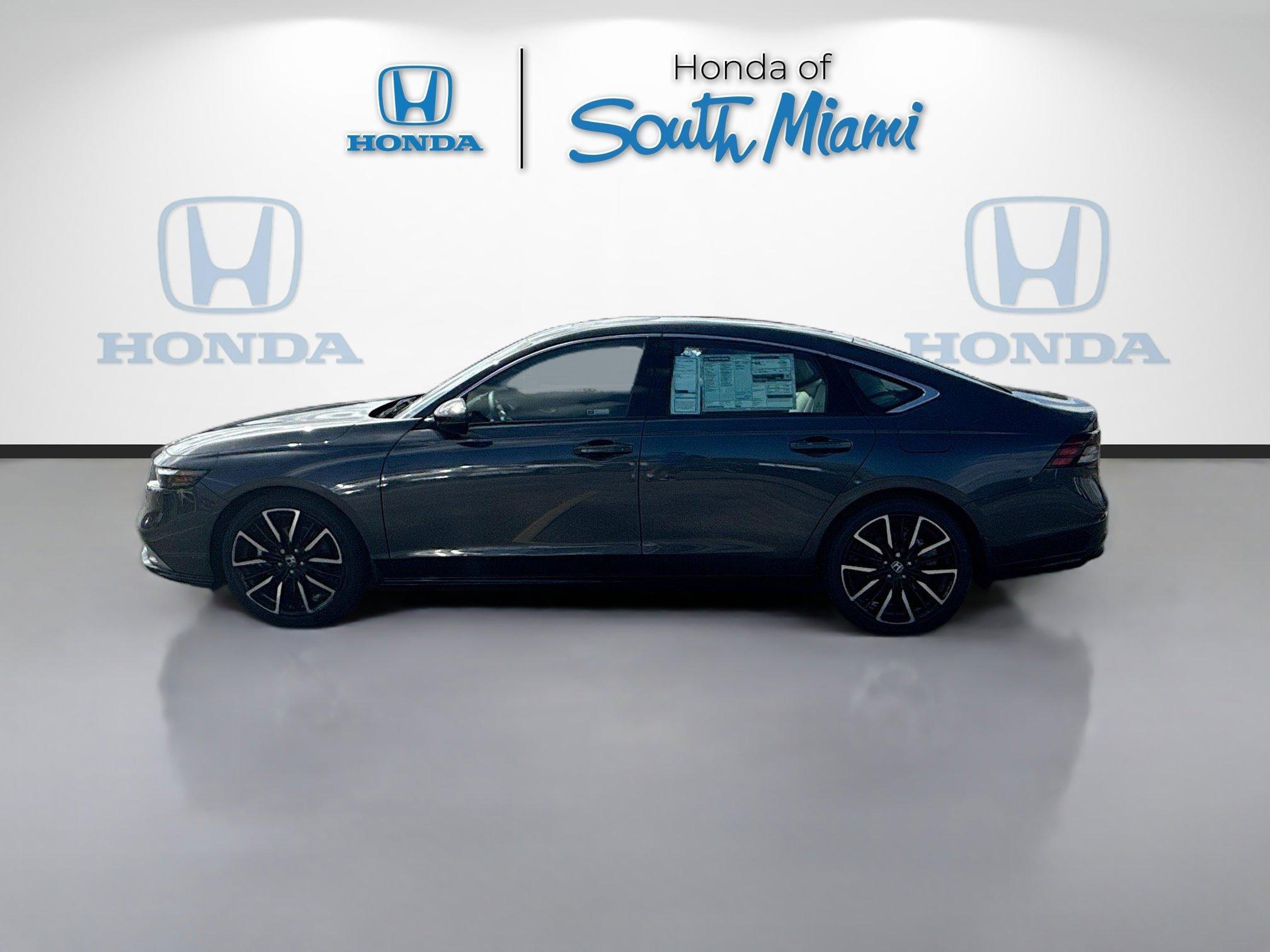 Honda Accord Hybrid Touring Fwd - Thumbnail 5