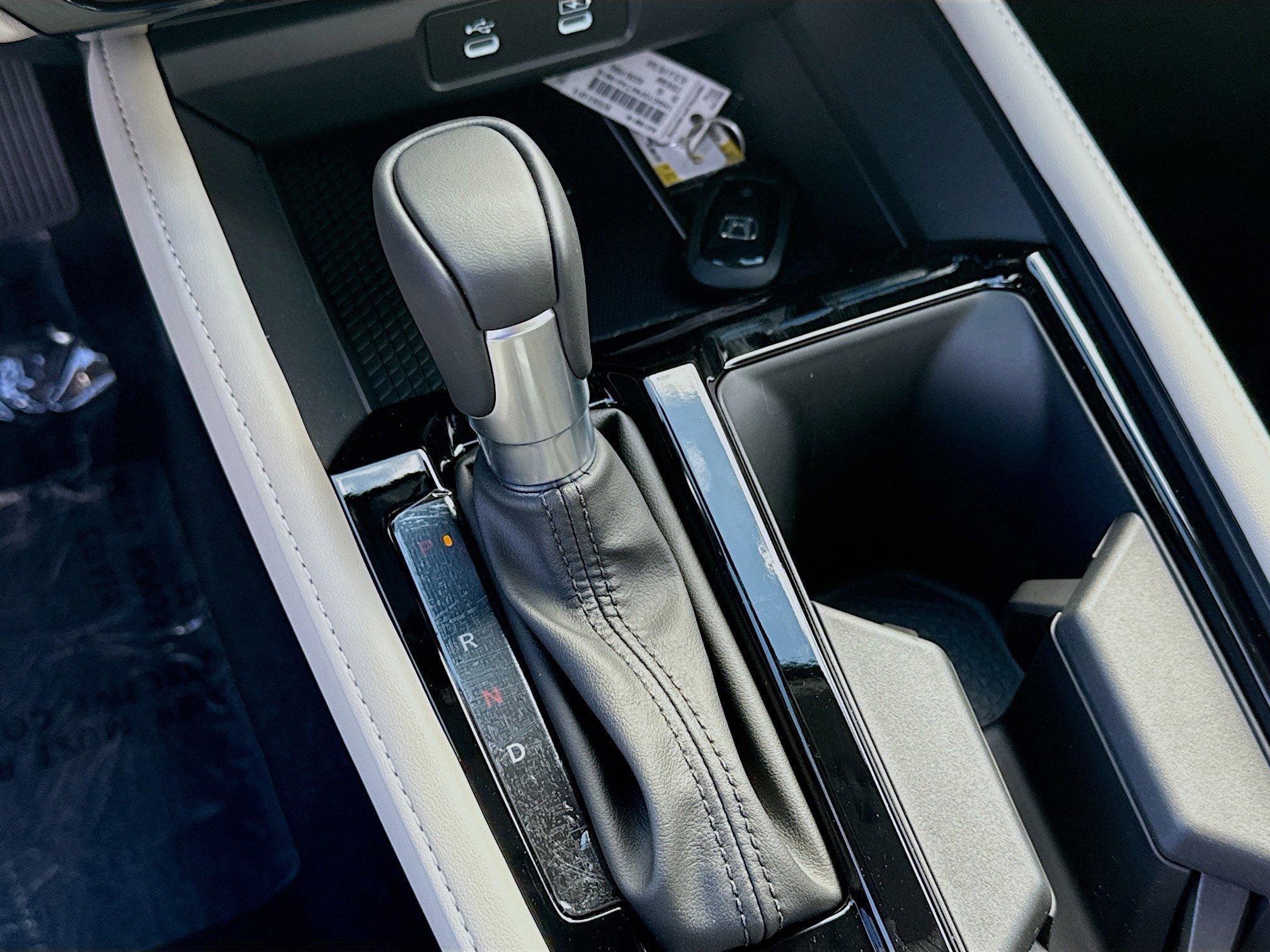 Honda Accord Hybrid Touring Fwd - Thumbnail 17