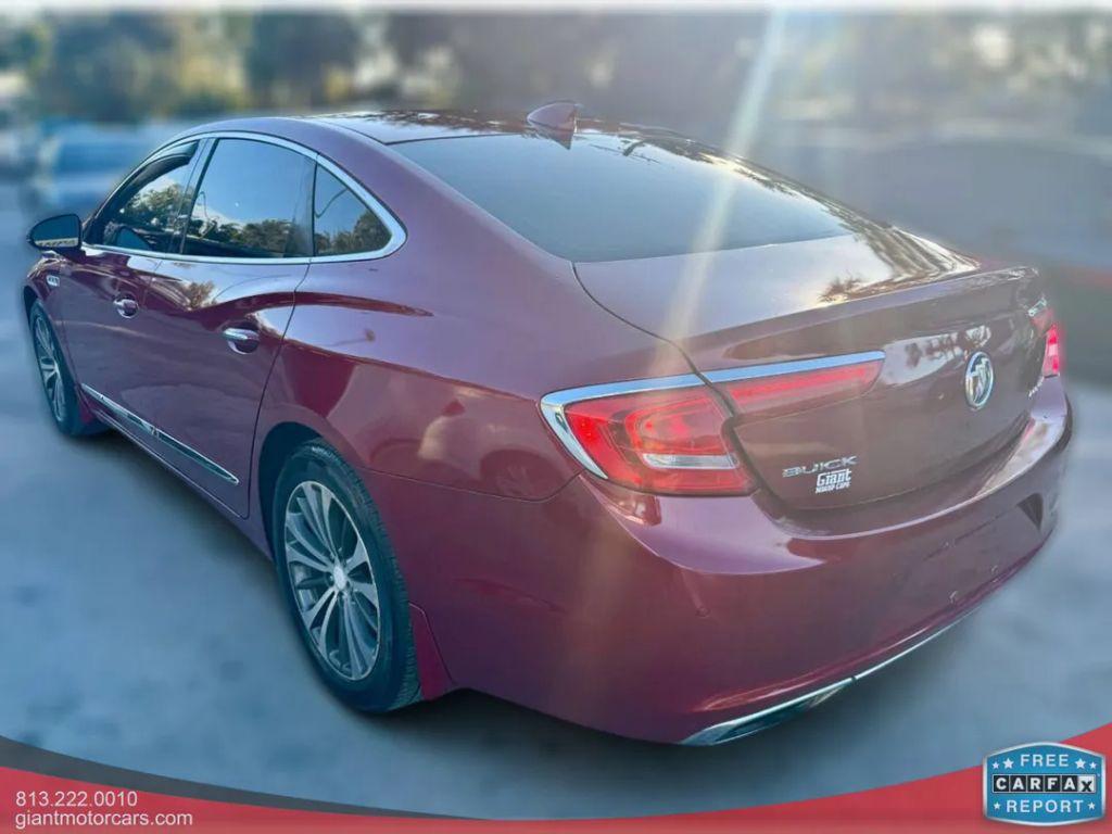 Buick Lacrosse - Thumbnail 13