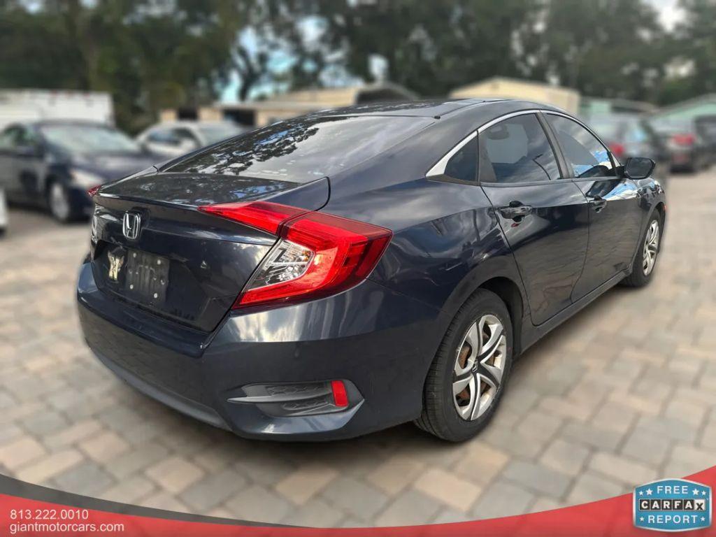 Honda Civic - Thumbnail 11