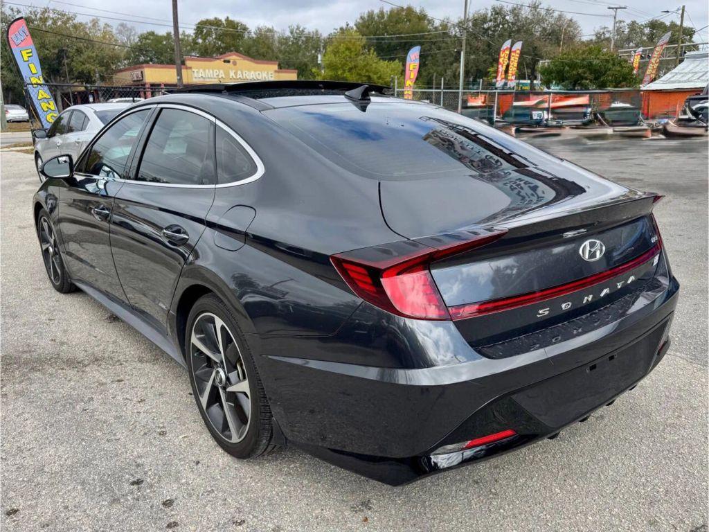 Hyundai Sonata - Thumbnail 11