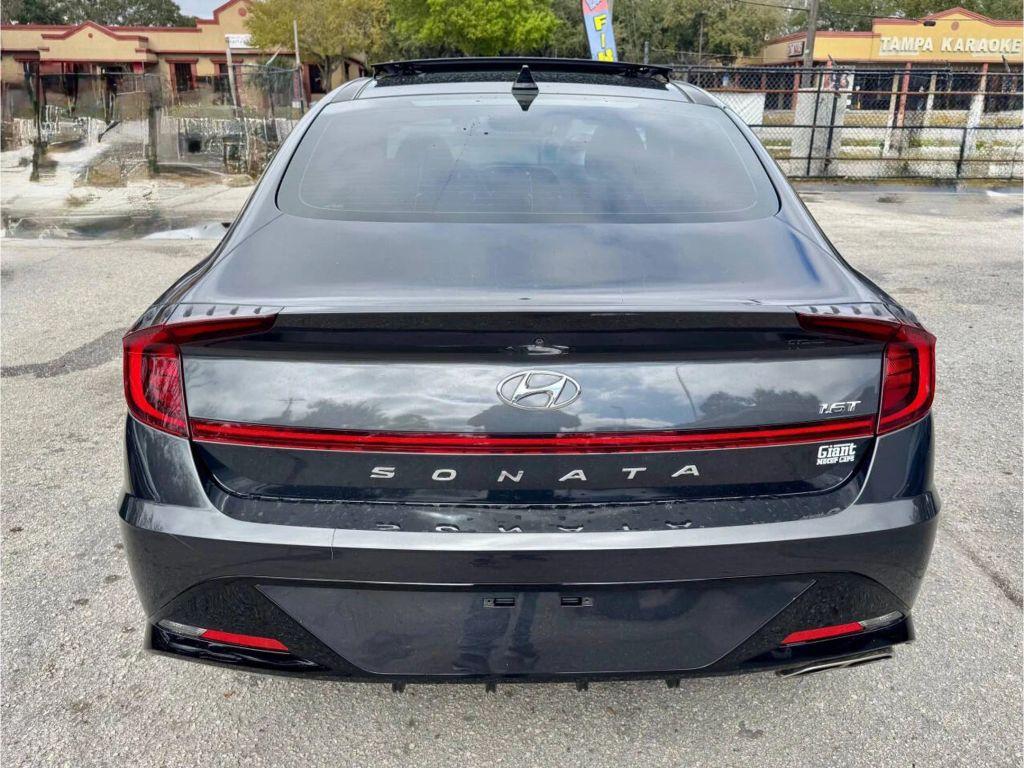 Hyundai Sonata - Thumbnail 15