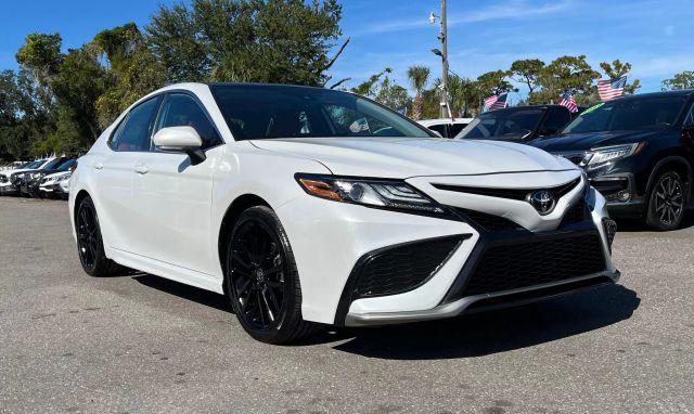 TOYOTA CAMRY - Thumbnail 2