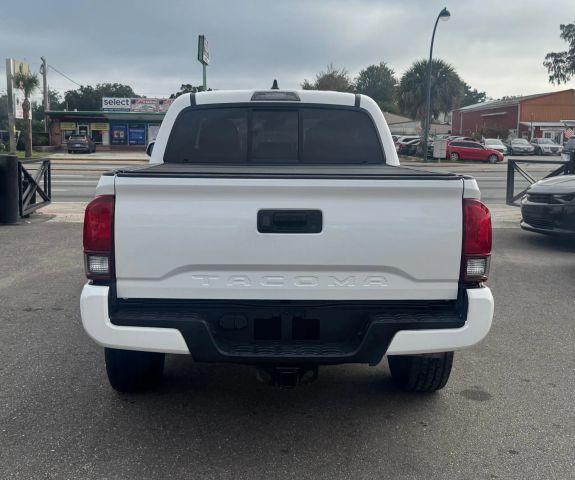 TOYOTA TACOMA DOUBLE CAB - Thumbnail 2