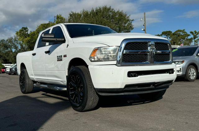 RAM 2500 CREW CAB - Thumbnail 3
