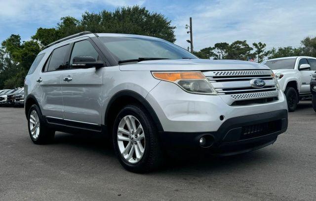 FORD EXPLORER - Thumbnail 4