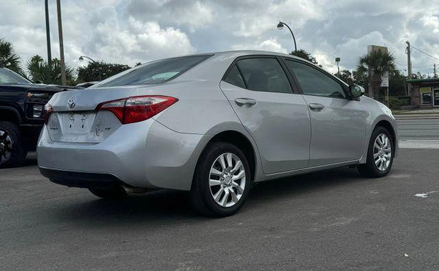 TOYOTA COROLLA - Thumbnail 4