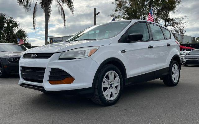 FORD ESCAPE - Thumbnail 2