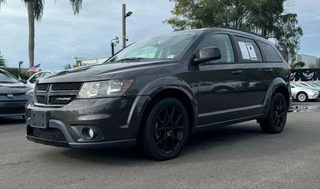 DODGE JOURNEY - Thumbnail 2