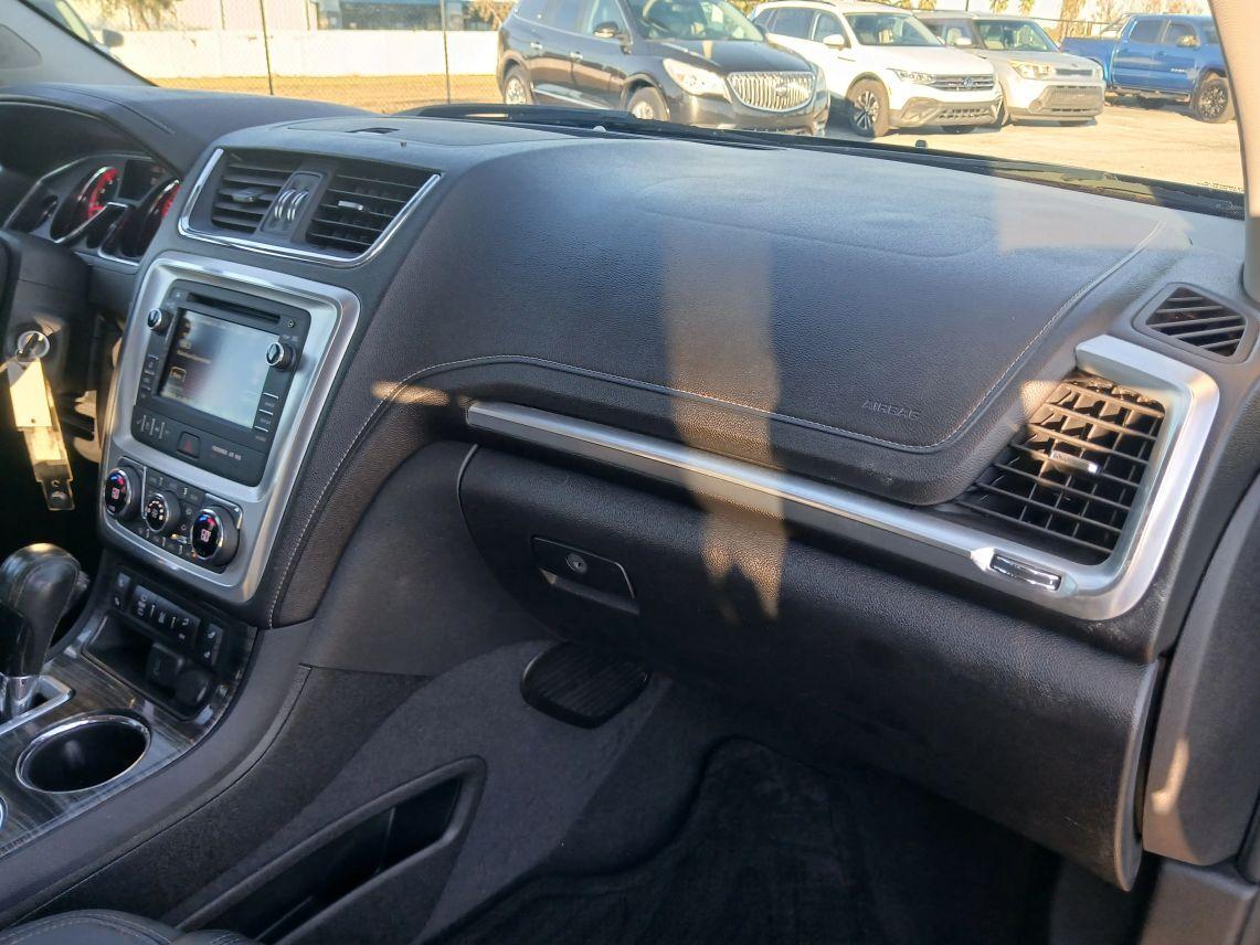 GMC Acadia - Thumbnail 15