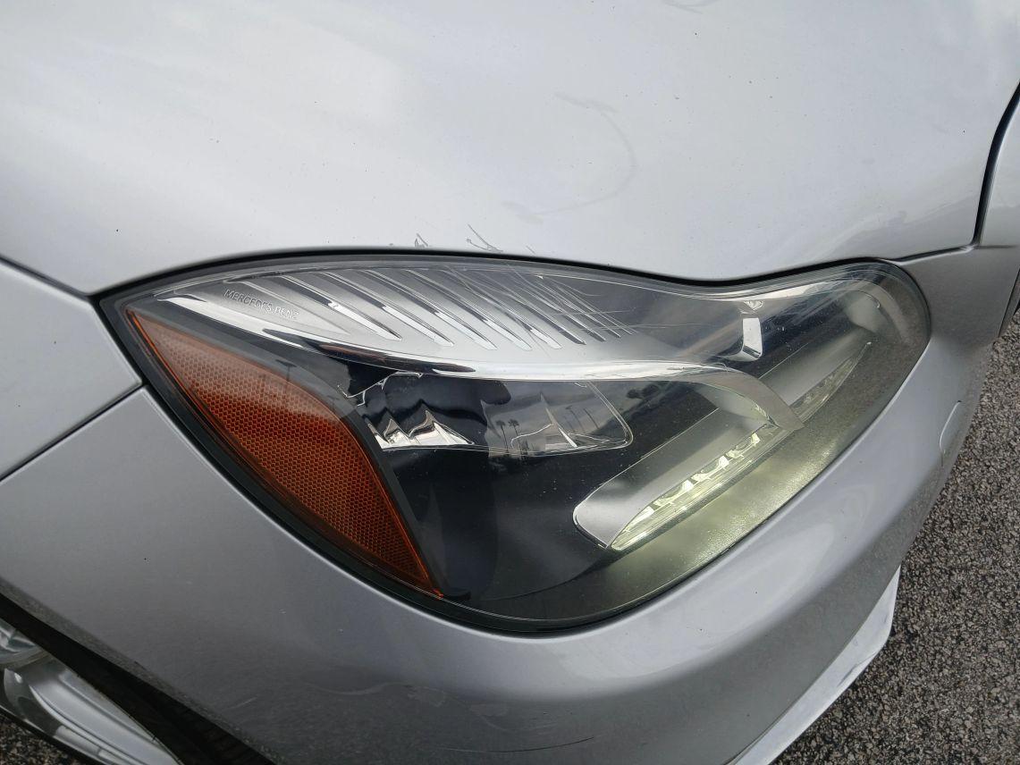 Mercedes-Benz E-Class - Thumbnail 19