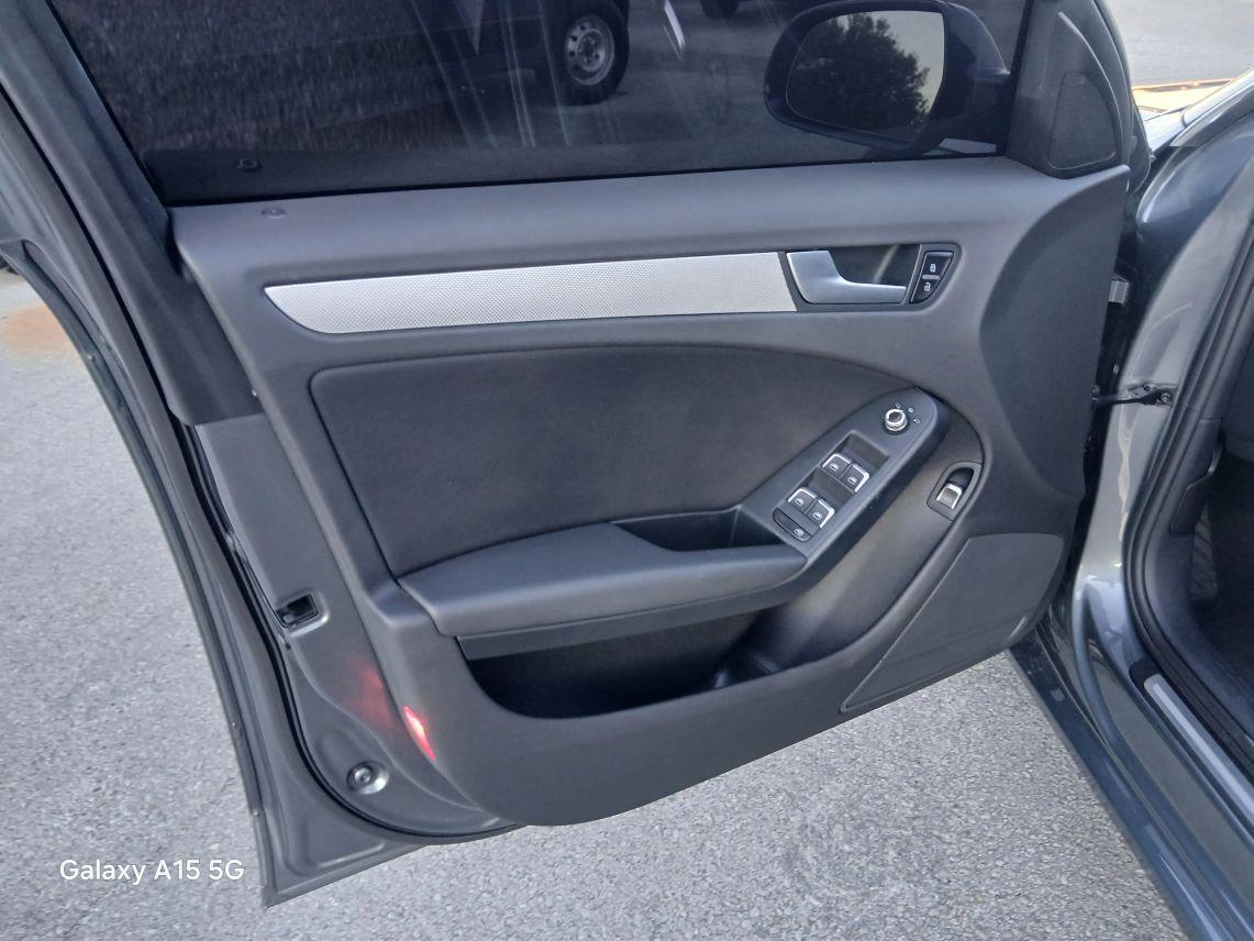 Audi A4 - Thumbnail 10